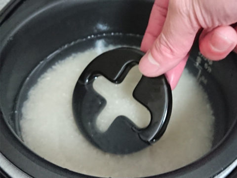 炊飯器に入れられる炊飯名人たける